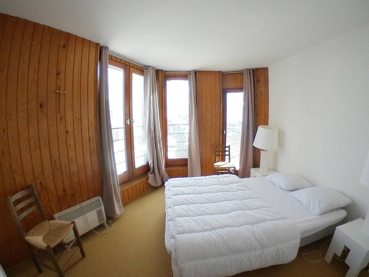Apartamento entero, Amplio apartamento para 6 en el viejo Avoriaz, chimenea y guardaesquís in Morzine, Les Portes du Soleil