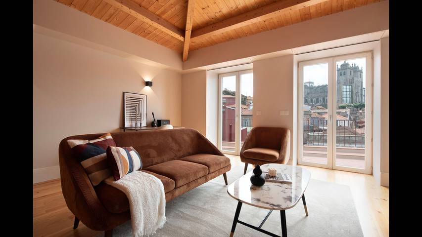 Casas e apartamentos de temporada para 4 pessoas, com balcão no Porto