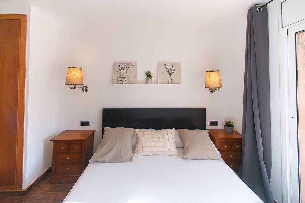 Appartement entier, Welcs Apartamento 200 Pda Con Terraza Y Piscina in Palafrugell, Costa Brava