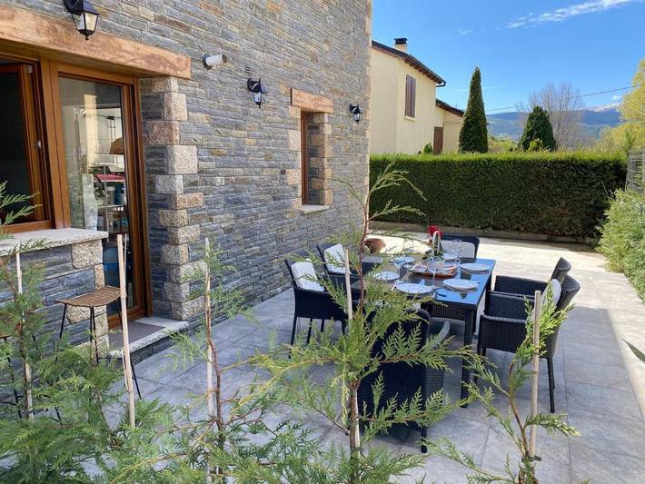 Gîte pour 8 personnes, avec jardin et jacuzzi à Bourg-Madame - 4