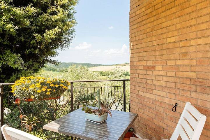 Agriturismo per 4 persone, con giardino e balcone, con animali domestici in Monteriggioni