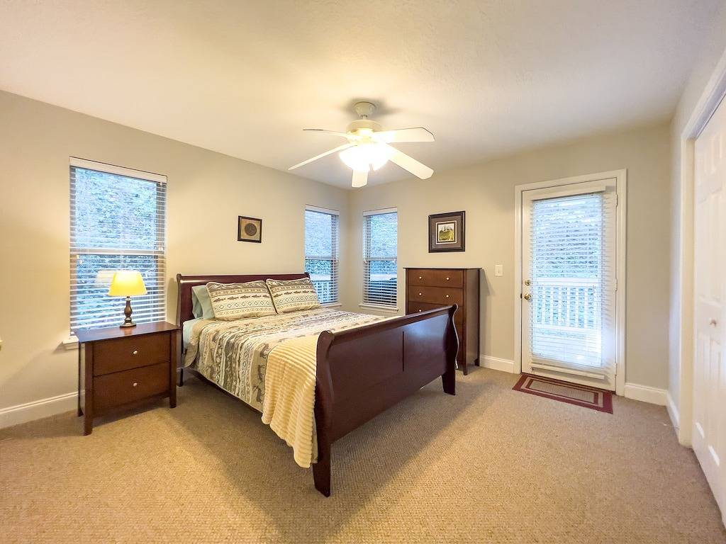 Log Cabin for 10 Guests in Helen, Chattahoochee National Forest