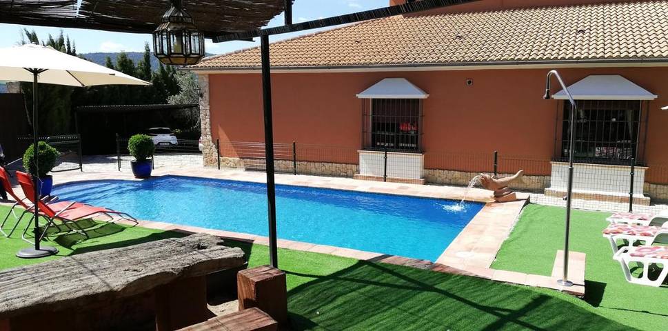 Casa de vacaciones para 8 personas, con piscina y balcón, Se admiten mascotas - 1