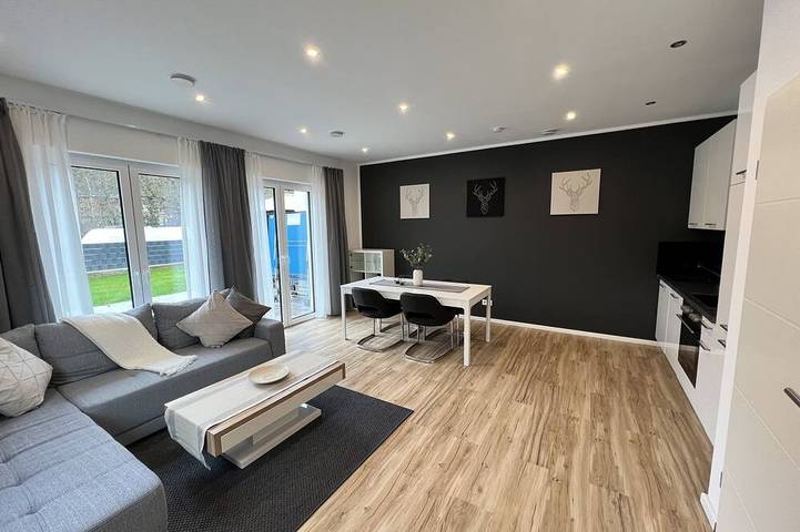 Ferienwohnung für 4 Personen, mit Garten und Terrasse in Dahn