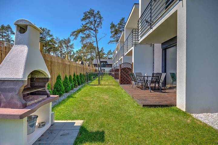 Ferienhaus für 6 Personen, mit Garten und Balkon sowie Pool, kinderfreundlich