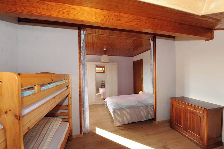 Gîte pour 8 personnes, avec balcon et jardin à Maîche - 4