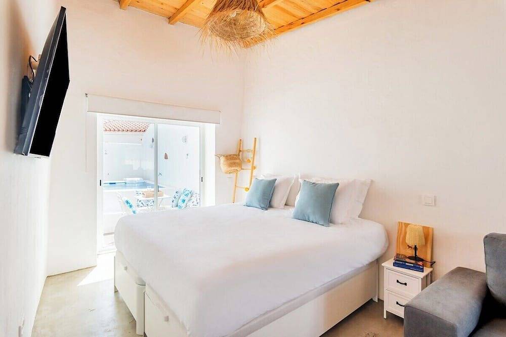 Alqueva Rustic Soul with Private Pool in Alqueva, Portel