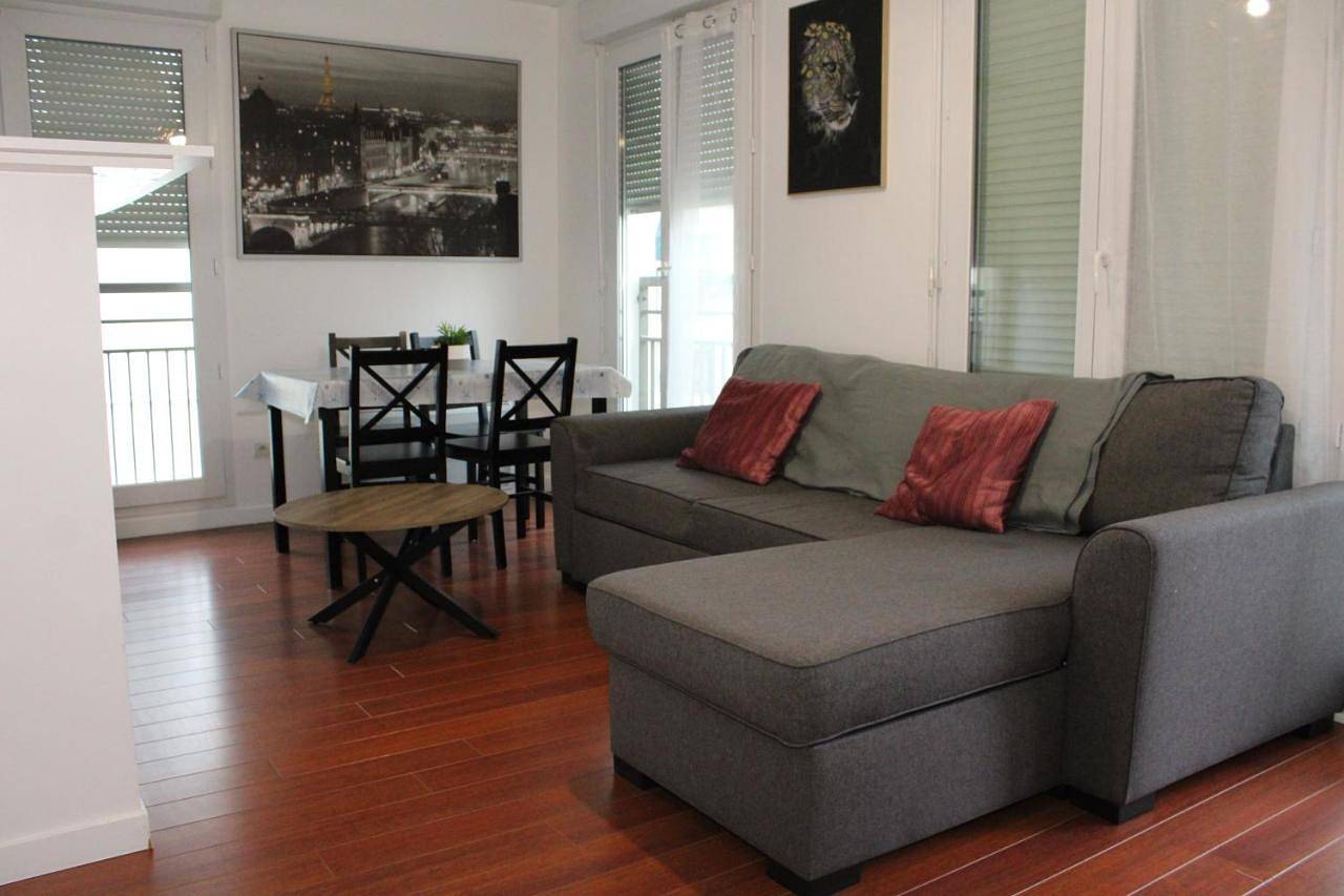 Appartement entier, Très bel appartement - Meaux - proche Disneyland in Meaux, Seine-et-Marne