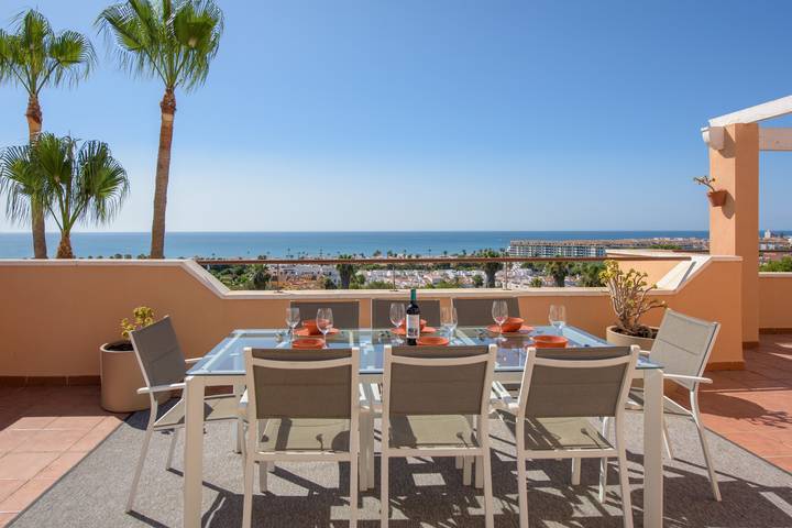 Ferienwohnung für 6 Personen, mit Pool und Terrasse sowie Ausblick - 1
