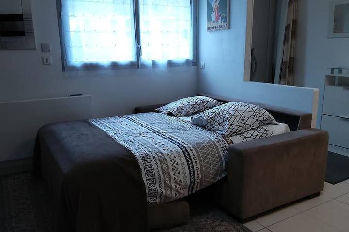 Apartamento entero, Skiing in the 3 Vallées—Apartment for 6 people, 80 m from the Olympe gondola, with a garage in Brides-les-Bains, Massif de la Vanoise