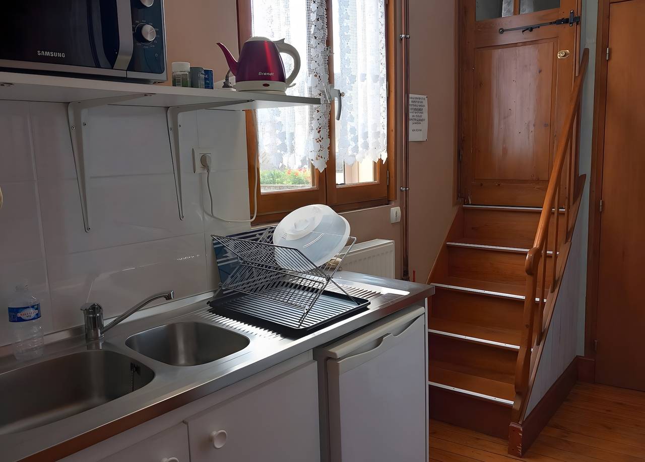 Gastenkamer 'La Chambre d’Alice' met gedeeld terras, tuin en wifi, foto 14
