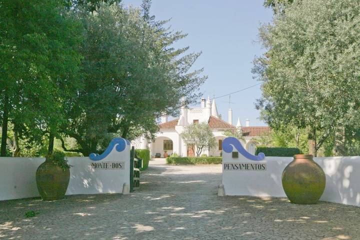 Villa para 8 pessoas, com Terraço e Jardim em Estremoz