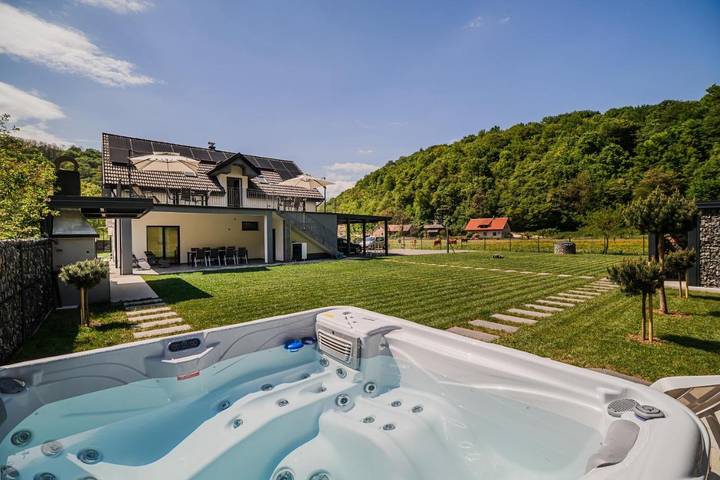 Appartement de vacances pour 4 personnes, avec Terrasse et Jacuzzi