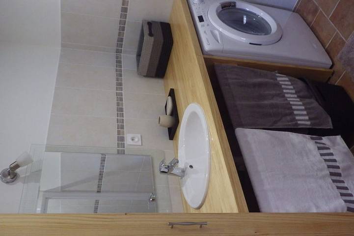 Gîte pour 2 personnes, avec jardin ainsi que piscine et jacuzzi dans Mont-de-Marsan - 3