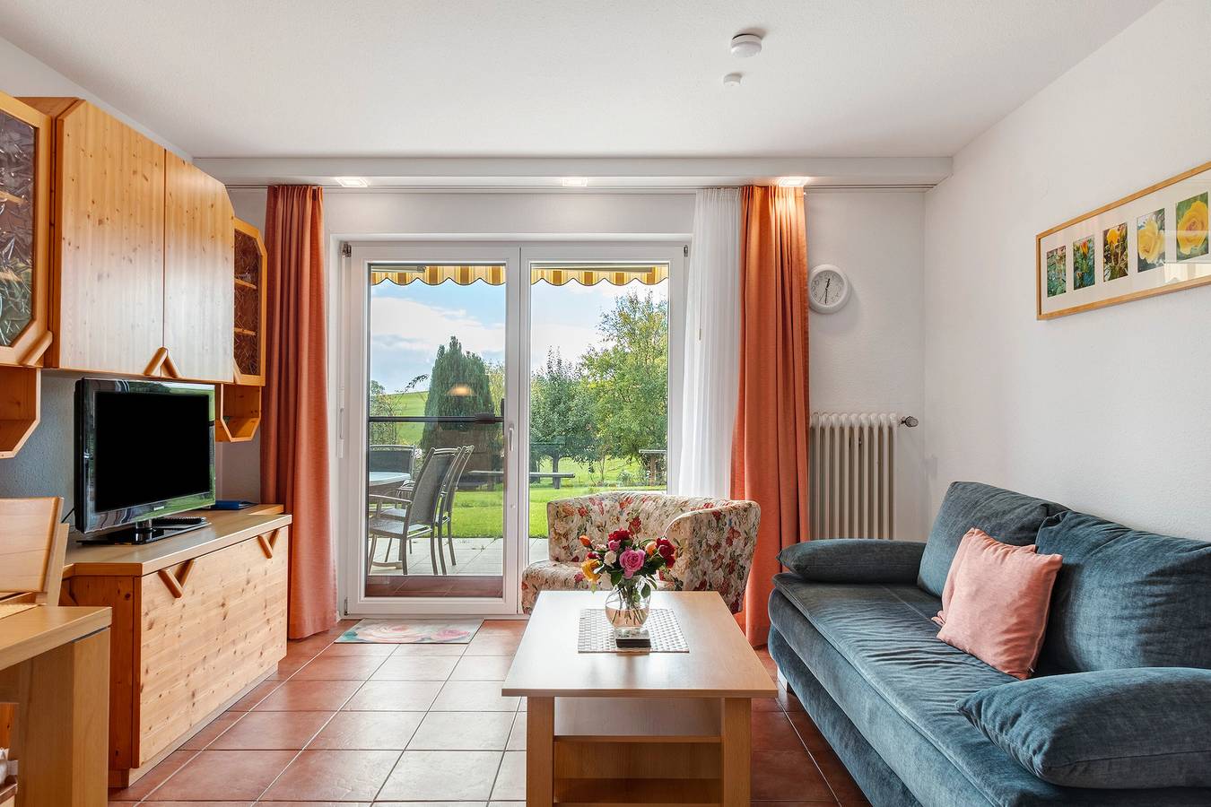 Ganze Wohnung, Apartment 'Ost, 48 qm' mit gemeinsamer Terrasse, gemeinsamem Garten und Wlan in Weilheim, Südschwarzwald
