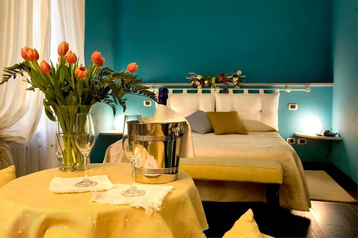 Hotel per 3 persone, con idromassaggio - 1