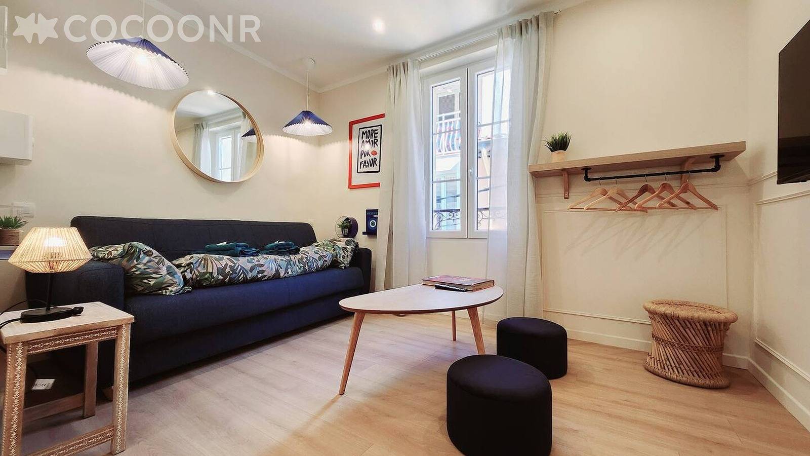 Appartement entier, L'Hacienda 2G - Studio dans Vieil Antibes in Antibes, Région de Cannes