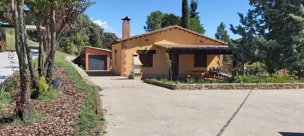 Casa rural para 6 personas, con Balcón y Terraza además de Jardín y Piscina en Vilada