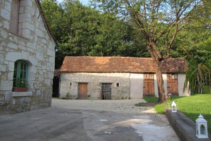 Maison de campagne pour 6 personnes, avec vue et jardin, animaux acceptés à Vernoil-le-Fourrier - 4