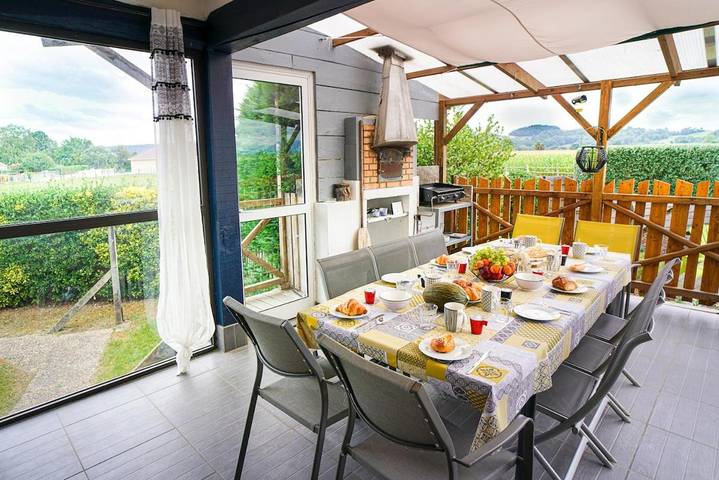 Location de vacances pour 12 personnes, avec vue ainsi que terrasse et piscine à Coarraze - 4