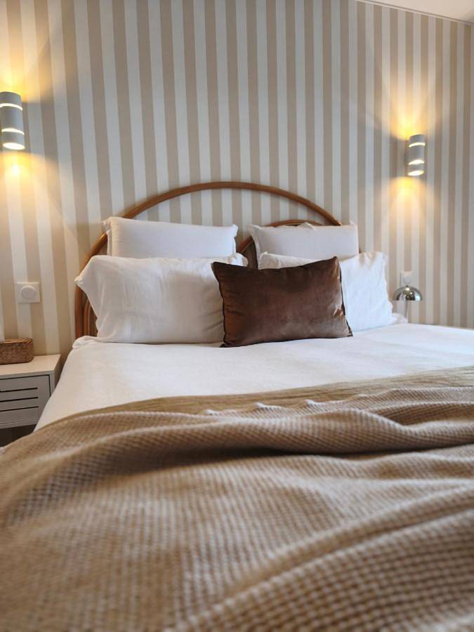 Double Room with Lake View in Publier, Région de Thonon-les-Bains