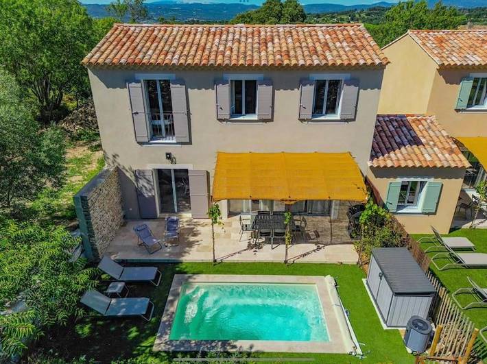 Villa pour 6 personnes, avec jardin et piscine - 1