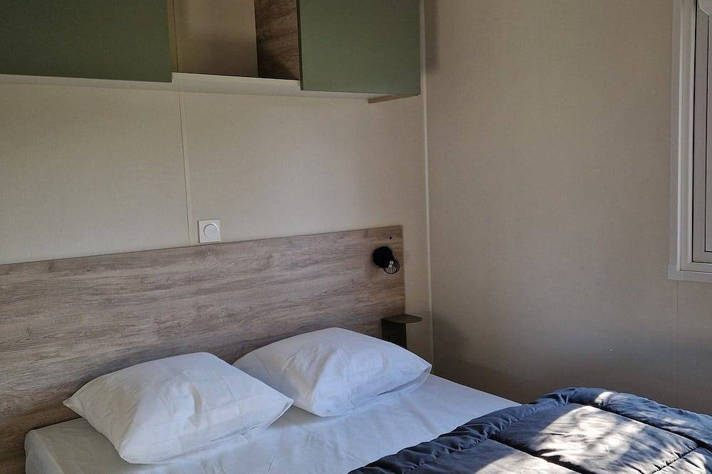 Mobil-home 2 Chambres 4 Personnes in Pordic, Côte de Goëlo