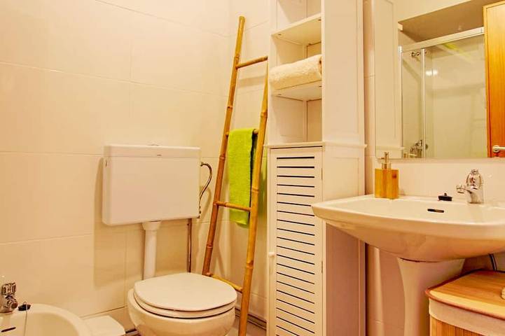 Gîte pour 4 personnes, avec balcon à Maia - 3