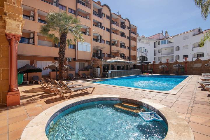 Vakantieappartement voor 6 personen, met kinderzwembad en tuin in Albufeira