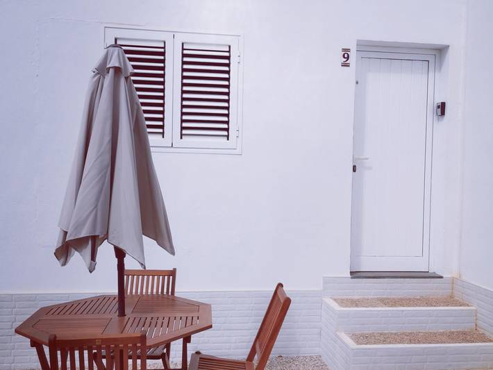 Appartement de vacances pour 2 personnes, avec piscine ainsi que jardin et terrasse