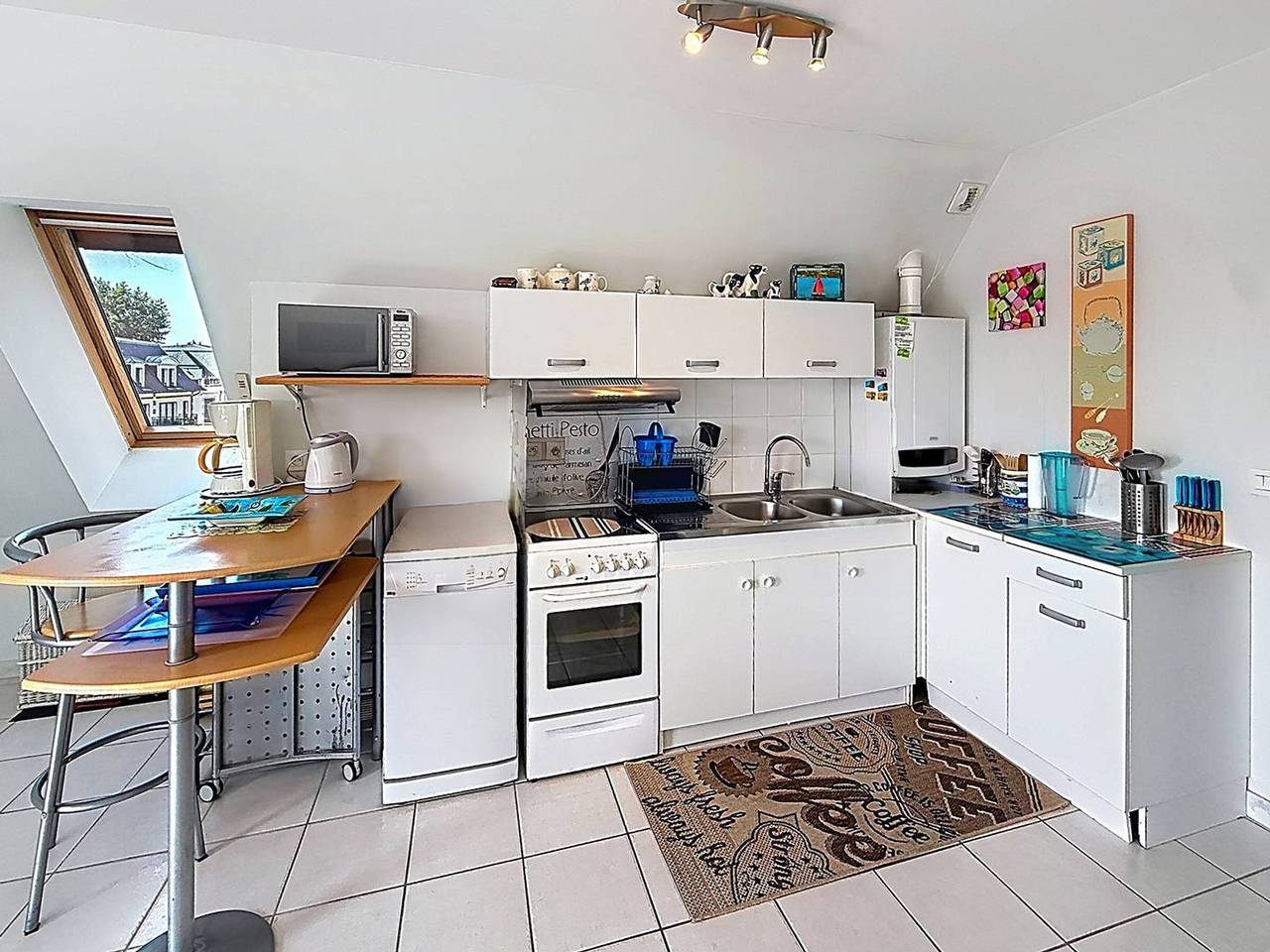 Appartement entier, Appartement 2 pièces avec piscine et parking privé, proche plage, Merville-Franceville-Plage in Merville-Franceville-Plage, Région de Caen