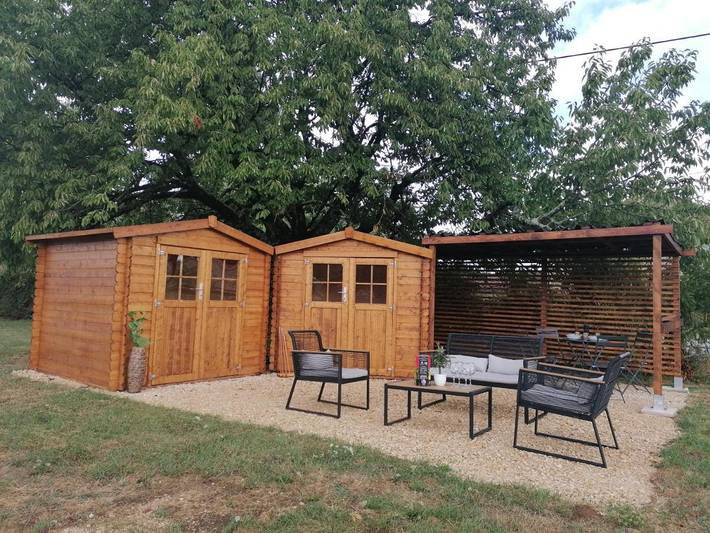 Location de vacances pour 4 personnes, avec jardin ainsi que vue et piscine, animaux acceptés à Savigné - 4