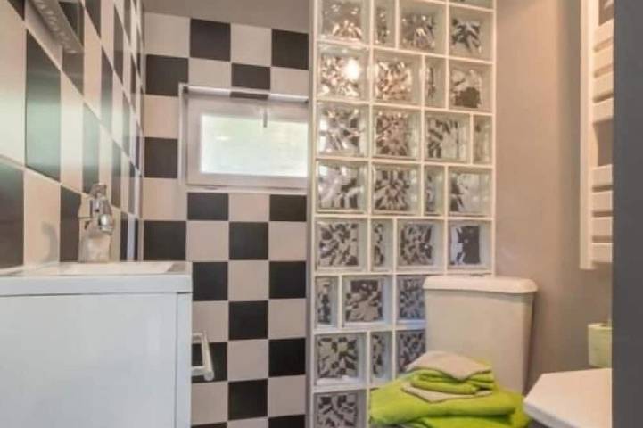 Gîte pour 2 personnes, avec jardin à Saint-Sébastien-sur-Loire - 2