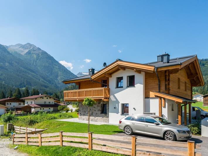 Chalet für 20 Personen, mit Balkon und Garten sowie Sauna - 1