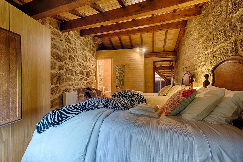 Alagoa house - house with 3 bedrooms, in the Peneda-Geres National Park in Castro Laboreiro e Lamas de Mouro, Gerês