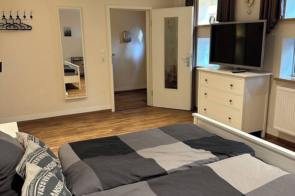 Ganze Wohnung, Moderne Ferienwohnung mit Fachwerkcharme in Badbergen, Hasetal
