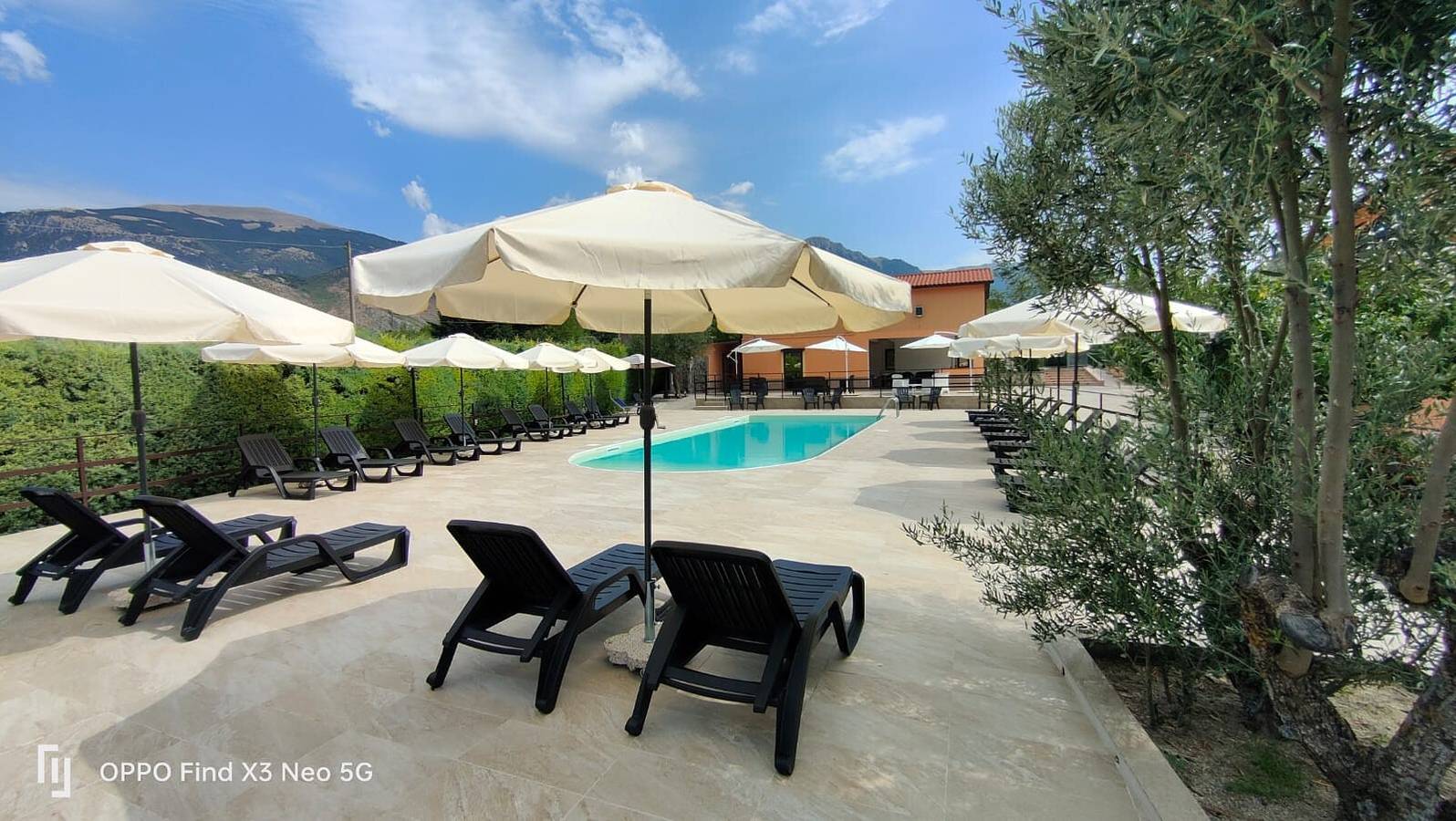 Villa 'Camera Mimosa' with Mountain View, Shared Pool and Wi-Fi in Morano Calabro, Cosenza Province