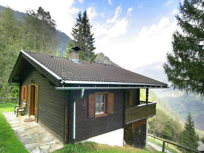 Ferienhaus für 5 Personen, mit Balkon und Garten sowie Ausblick in Mörtschach