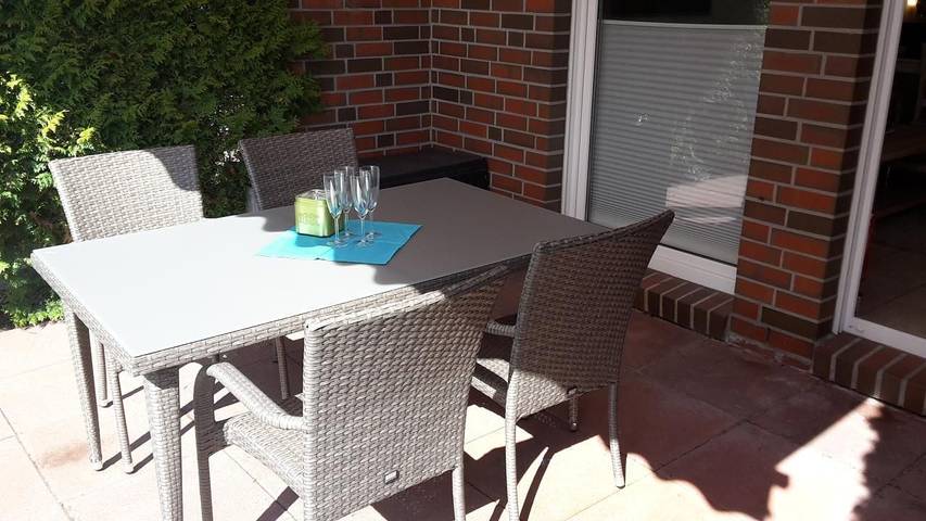 Ferienhaus für 4 Personen, mit Garten und Balkon in Carolinensiel - 2