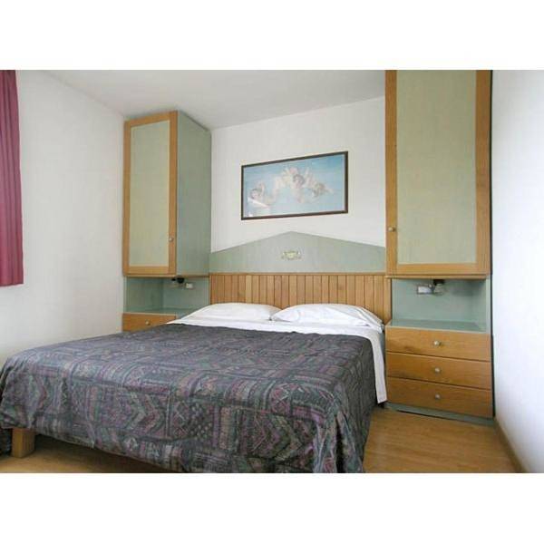 Appart’hôtel pour 7 personnes, avec vue et terrasse ainsi que sauna et vue sur le lac