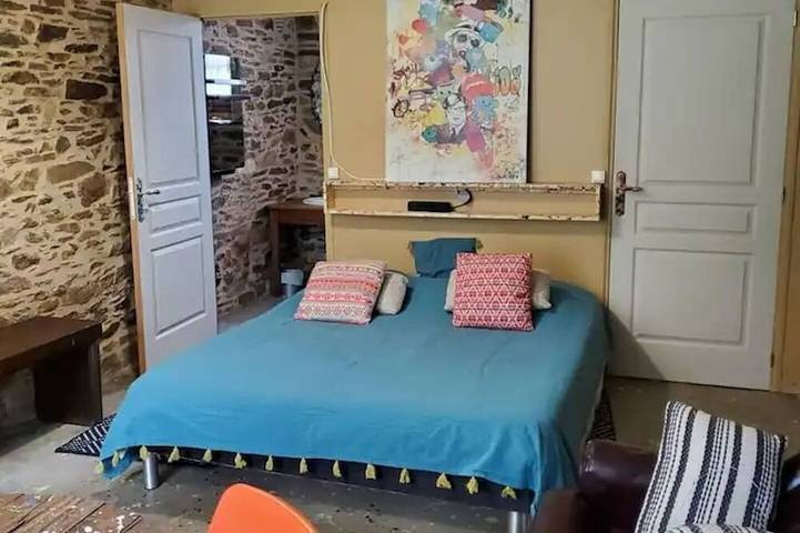 Gîte pour 2 personnes, avec jacuzzi ainsi que sauna et piscine à Sarlande
