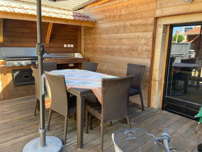 Gîte pour 2 personnes, avec terrasse ainsi que jardin et jacuzzi, animaux acceptés à Corcelles-les-Arts - 3