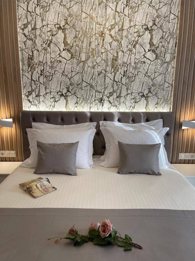 Villa for 5 people, with garden and pool as well as view in Halkidiki