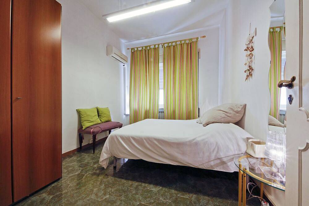 Apartamento entero, En Formia Gaeta Golf- Cerca De La Estación De Tren- Wifi Aire Acondicionado. Ultimo Septiembre in Formia, Provincia de Latina