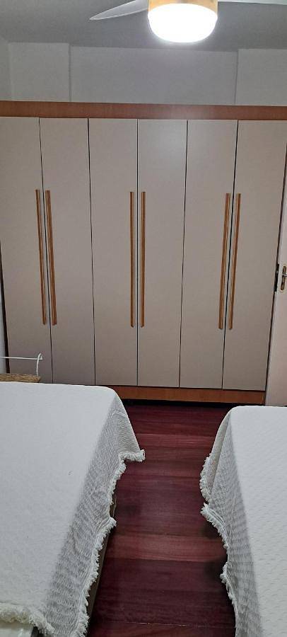 Casas e apartamentos de temporada para 4 pessoas, com jardim em Vargem Pequena