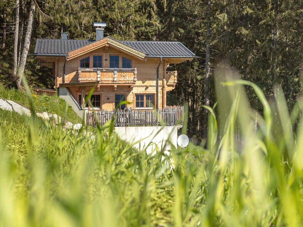 Romantic Chalet Waldschlössl in Tuxer Alpen, Hippach