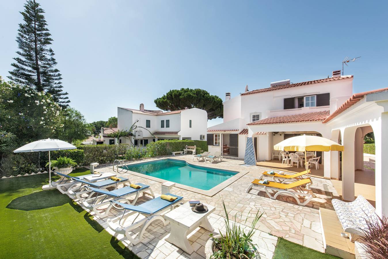 A Fantastic Place for Families, Hilton Hotel are and close to amenities in Vilamoura, Quarteira