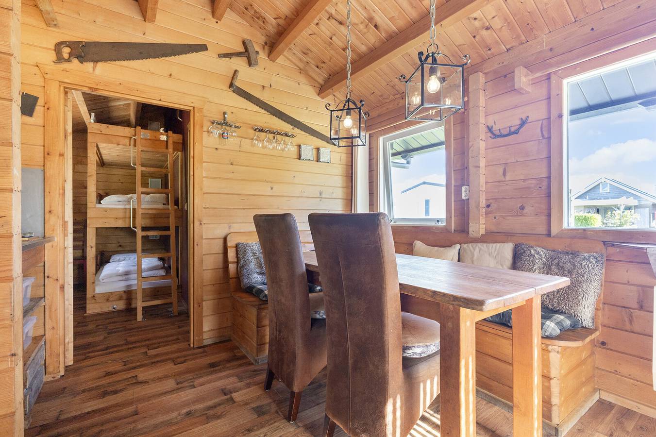Vrijheid aan de kust — De Blokhut op camping Oudesluis in Nederlandse Noordzeekust
