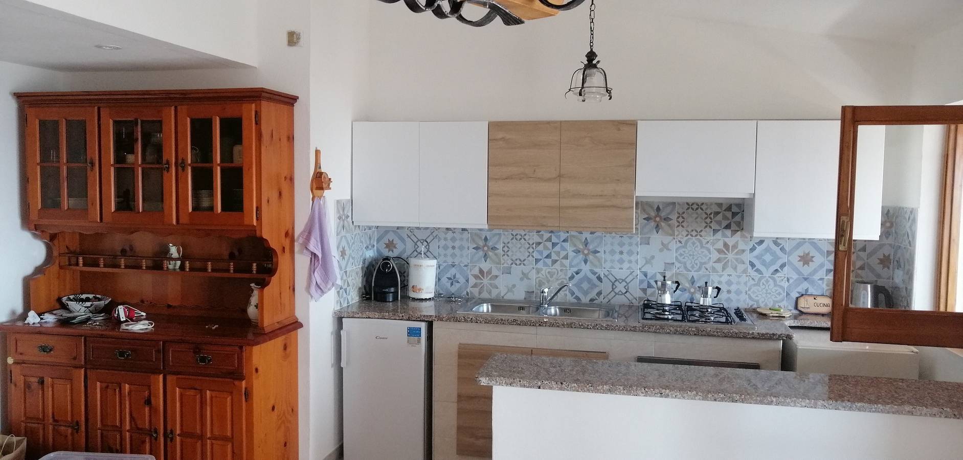 Maison de vacances 'Arcaidu' avec vue sur la mer, balcon et climatisation in Porto Columbu, Sarroch