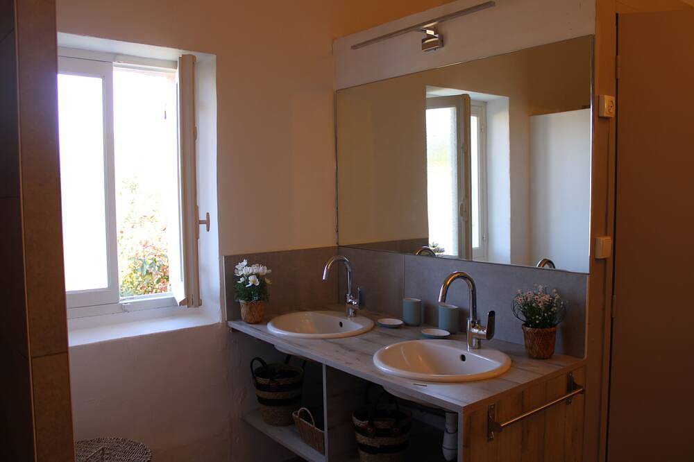 Provencal house with heated pool between Luberon & Alpilles - absolute calm in Cheval-Blanc, Parc naturel régional du Luberon